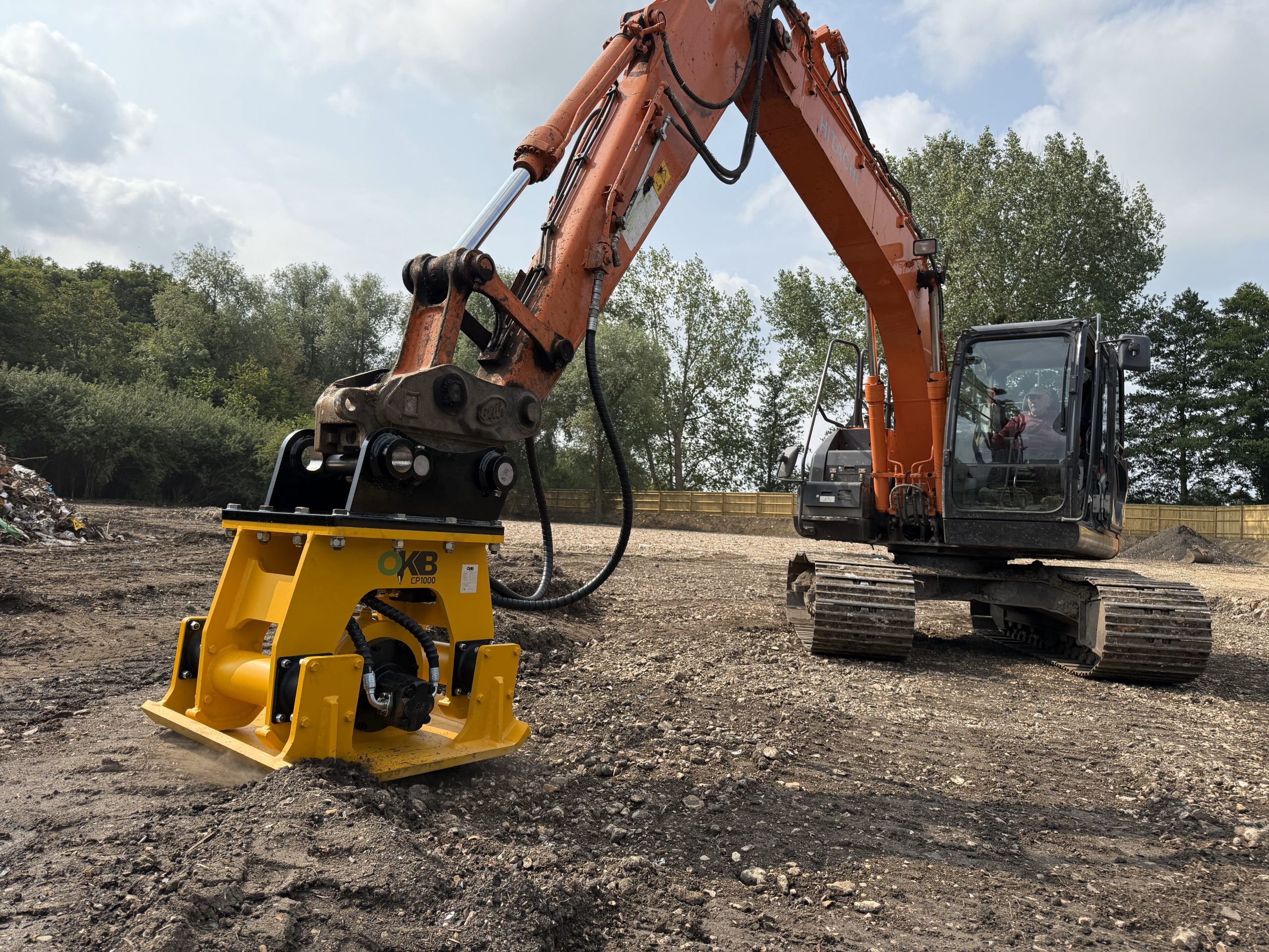 CP1000 compacting earth CP1000 compacting earth